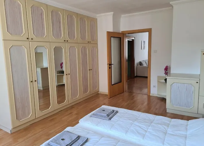 Sunny Apartment